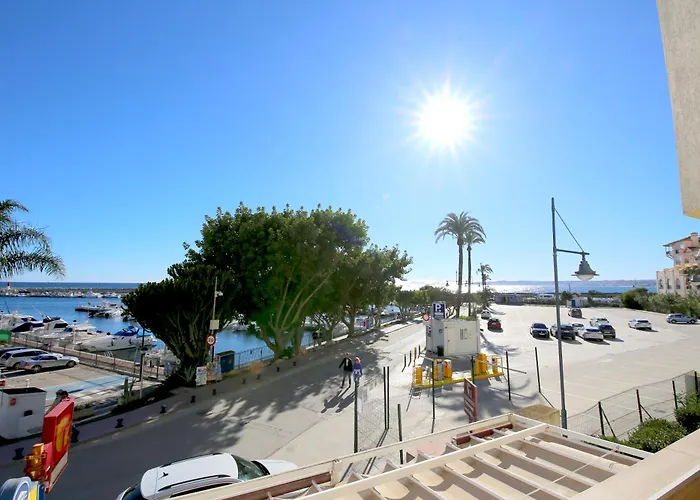 Port Aisha Apartment Estepona