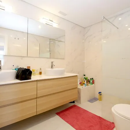Port Aisha Apartment Estepona